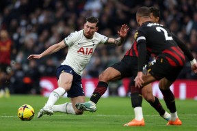 壹号娱乐包含里程碑夜！巴塞罗那内部沟通，英超赛前刷纪录，话题不断，控场能力受关注的词条